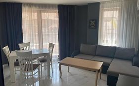 Markapart 2 - Apartment In Downtown Ruse